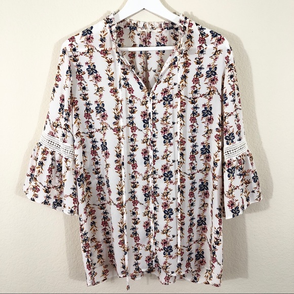 Pleione Tops - \Pleione\• Vintage Florals Top